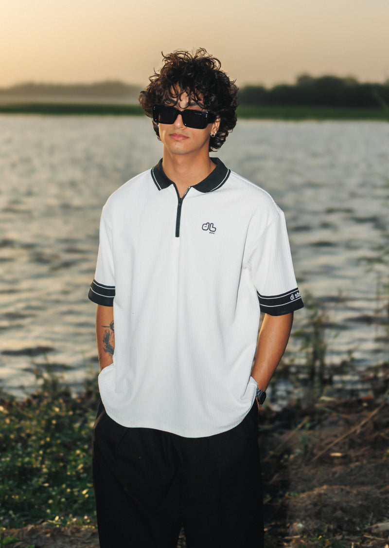 Monochrome Frill