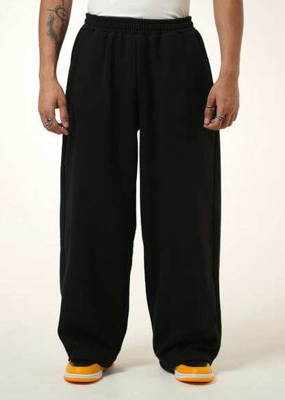 Project: Core Sweatpants (Black)